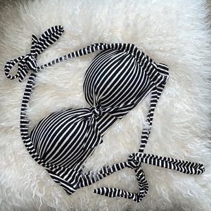 🌻Black/White Bathing Suit Top🌻